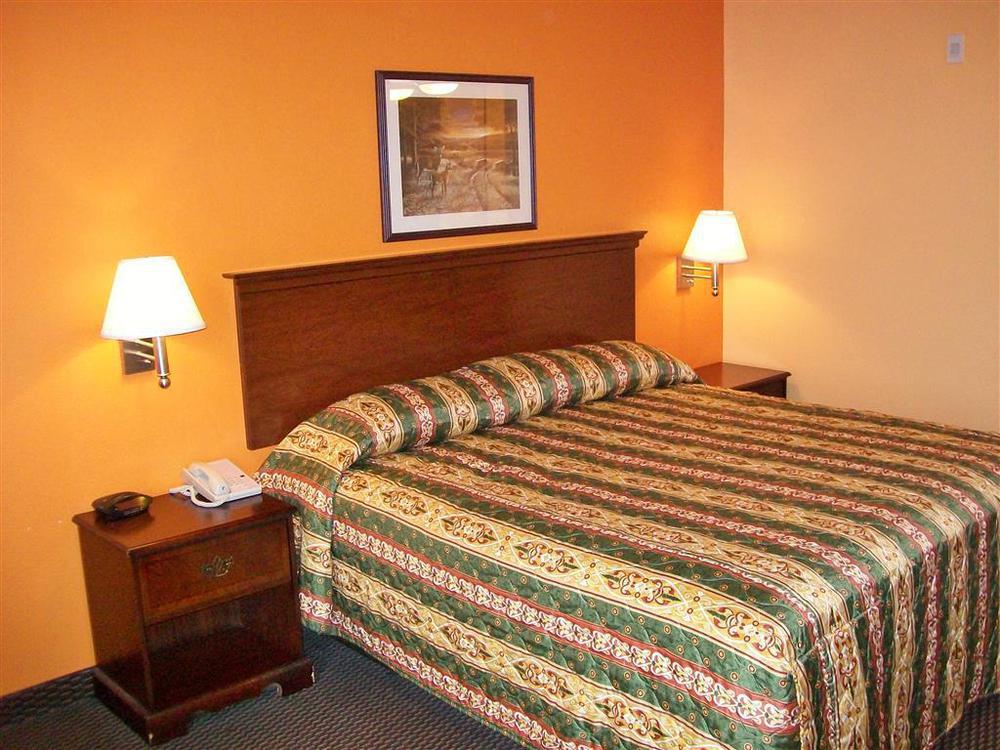Executive Inn & Suites Breaux Bridge, La Номер фото