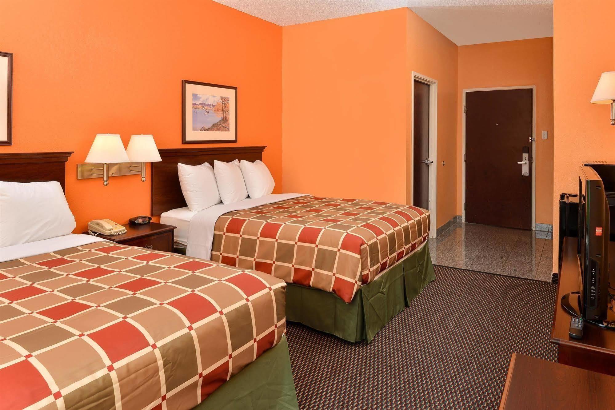 Executive Inn & Suites Breaux Bridge, La Экстерьер фото